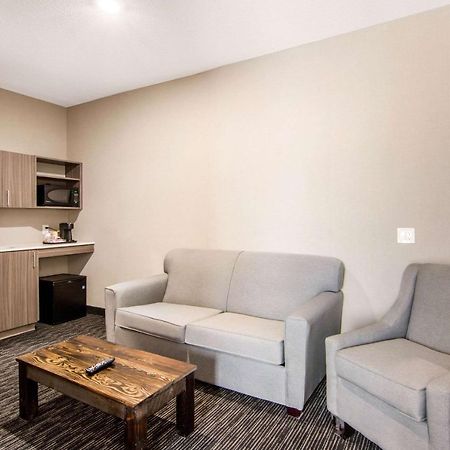 Comfort Inn & Suites Северен Батълфорд Екстериор снимка