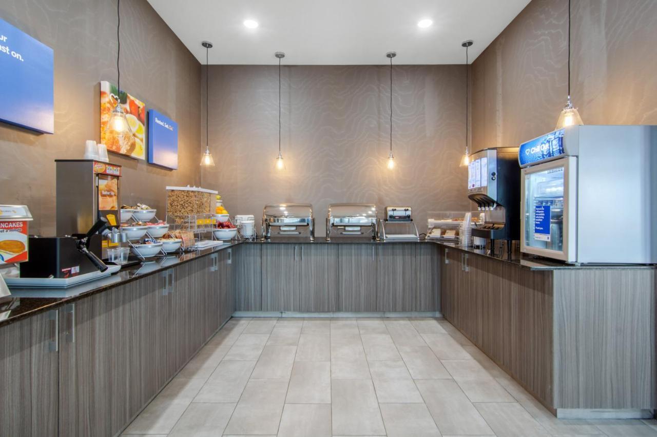 Comfort Inn & Suites Северен Батълфорд Екстериор снимка